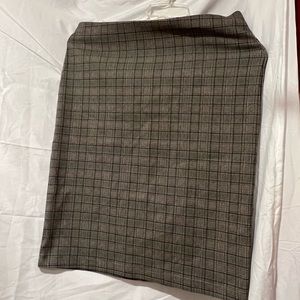 Plaid pointe pencil skirt